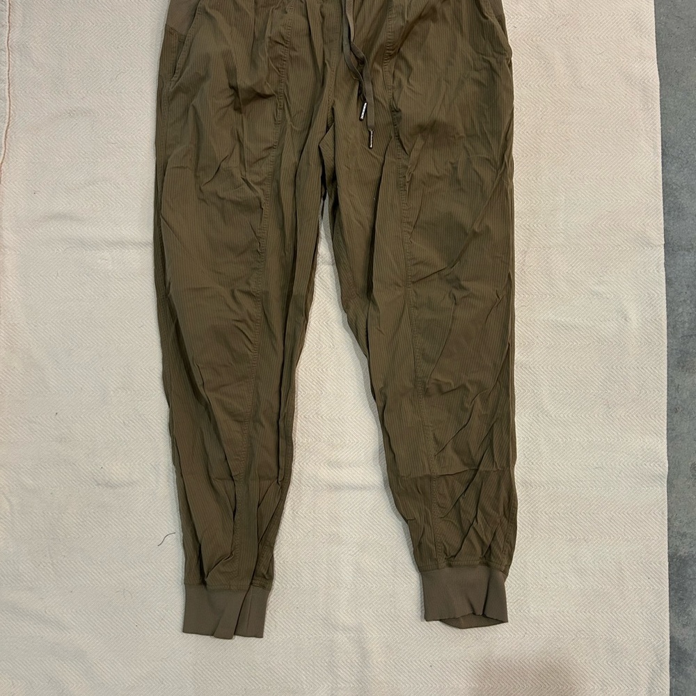 Lululemon Street to Studio Jogger - Picture 3 of 5